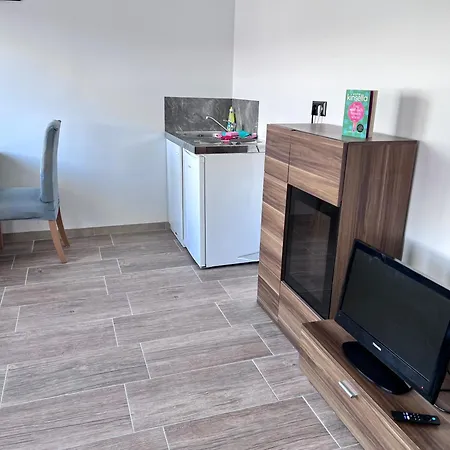 民宿 2 Geraeumiges 2 Fuer Bis Zu 6 Personen 恩斯